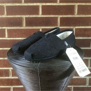 TOMS fleece lined woolen classic slip on shoes black dark grey size 8 men’s